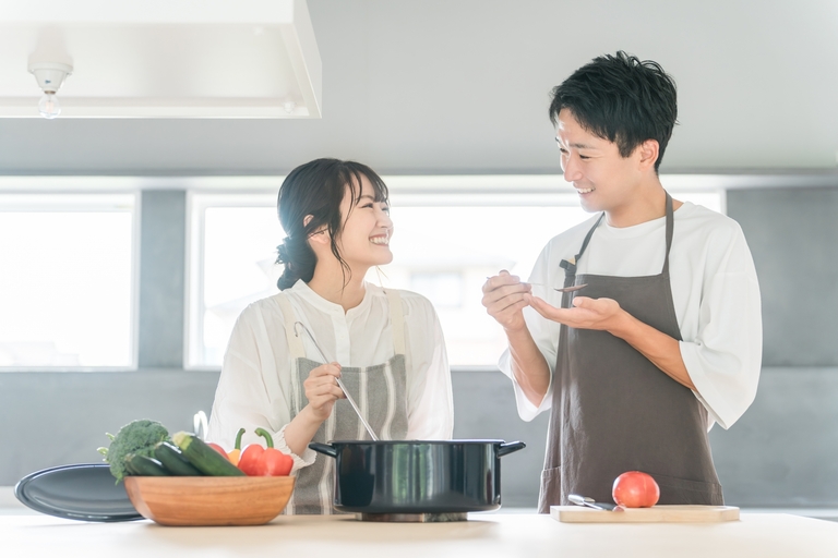 料理をしている画像